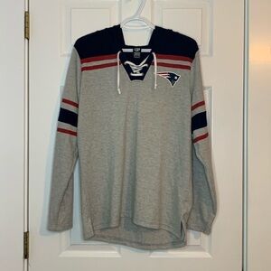 New England Patriots NFL Team Apparel Hooded Sweater Men’s Size Large Grey Navy